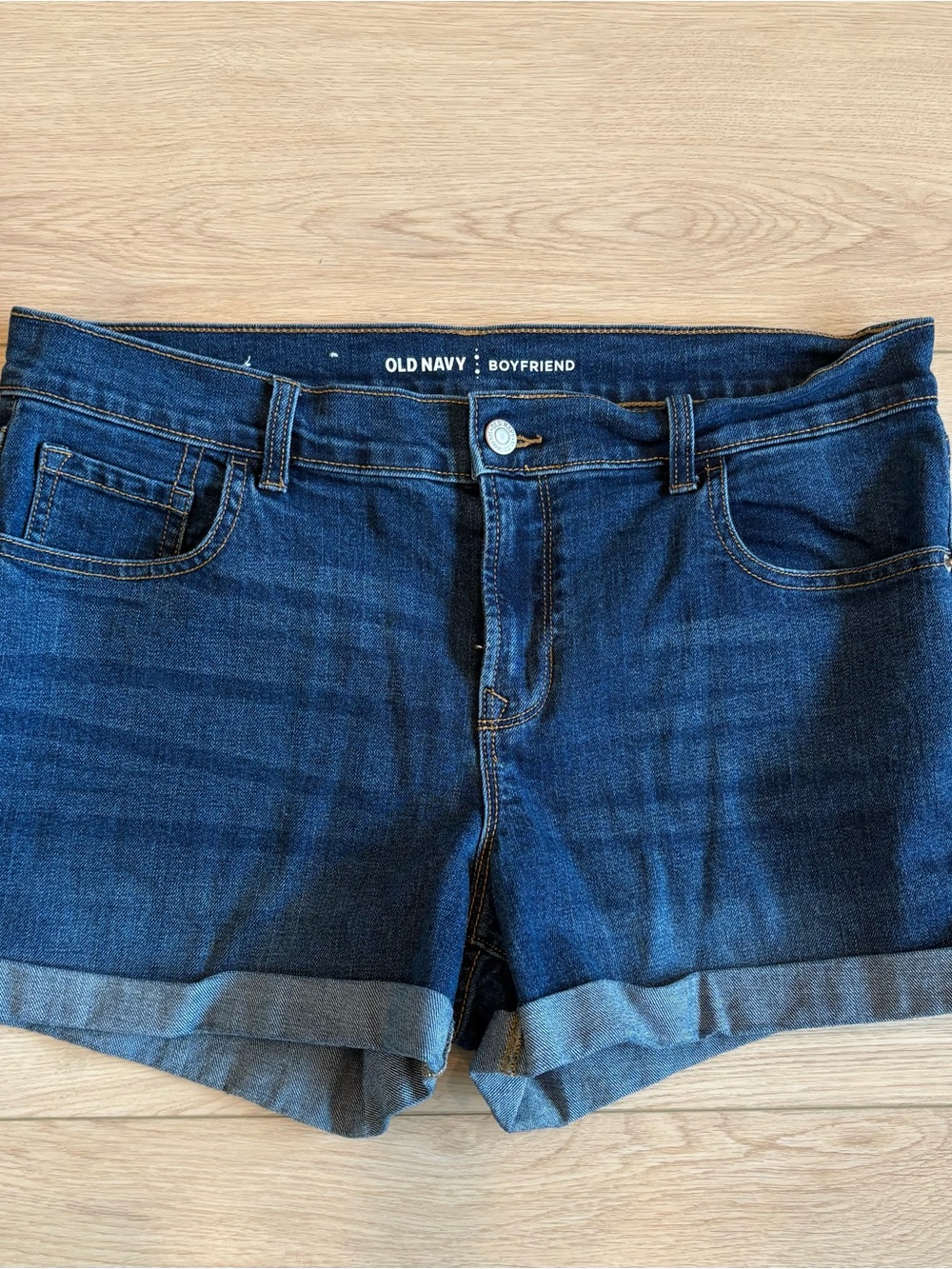 Old Navy Boyfriend Jean Shorts in Dark Blue Denim